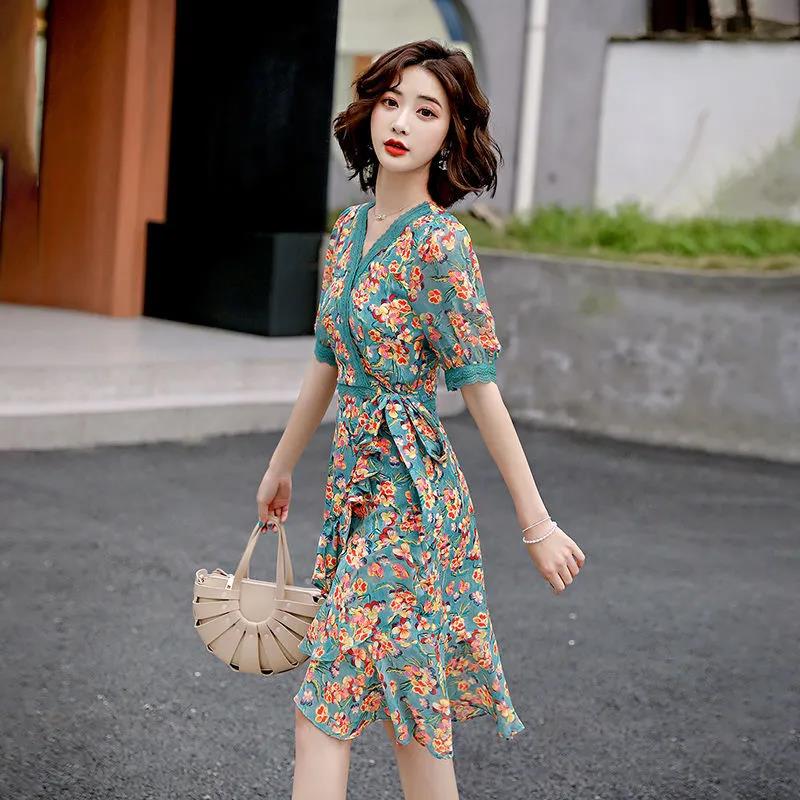 Women's Summer Floral Chiffon Dress V-neck Mid-length Skirt