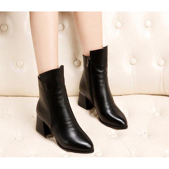 Ankle Boots Slip-on Retro Boots Shoes Women Fashion Soft Genuine Leather Martin Boots for Women