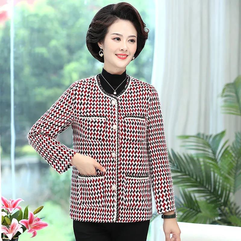 Spring Coat Women's Western Style Noble Short Jacket Middle-aged and Elderly Large Size Tooling Top