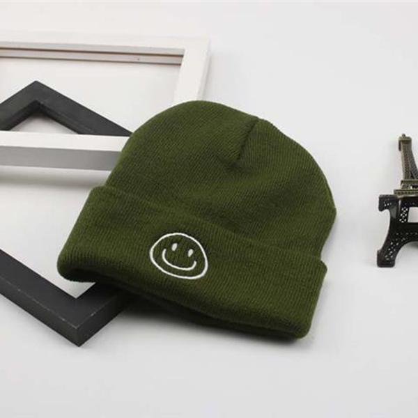 Woman hat Plush Cotton hat Wild hat Windproof hat Autumn winter Warm hat Thick hat Fashion Man