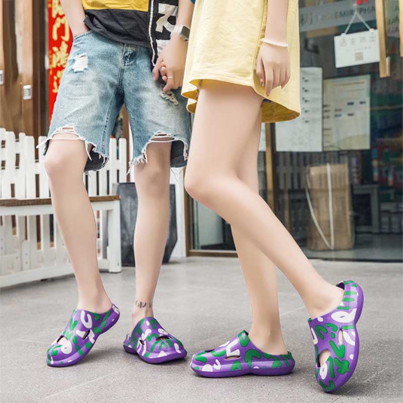 Summer Beach Cave Shoes Men's Sandals Soft Sole Toe Non-slip Outer Wear Sandals and Slippers