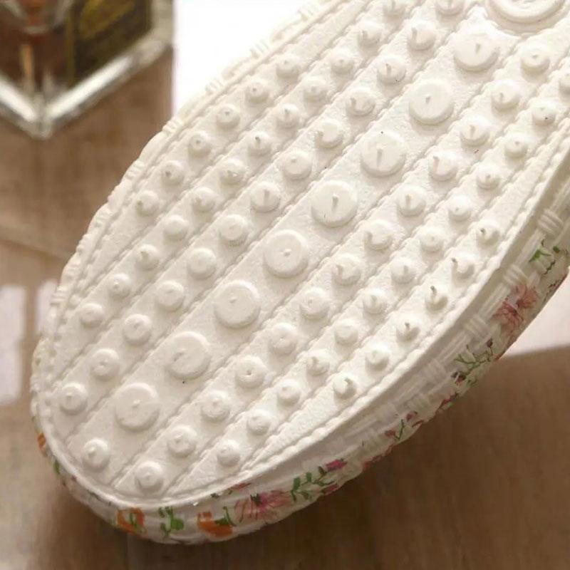 Women's Sandals Summer Hollow Breathable Waterproof Non-slip Beach Shoes Hole Shoes Soft Bottom Comfortable Flat Mother Shoes