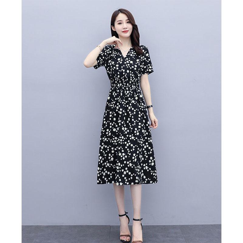 Small Daisy Dress Women's Mid-length Short Large Size Waist and Thin Floral Dress