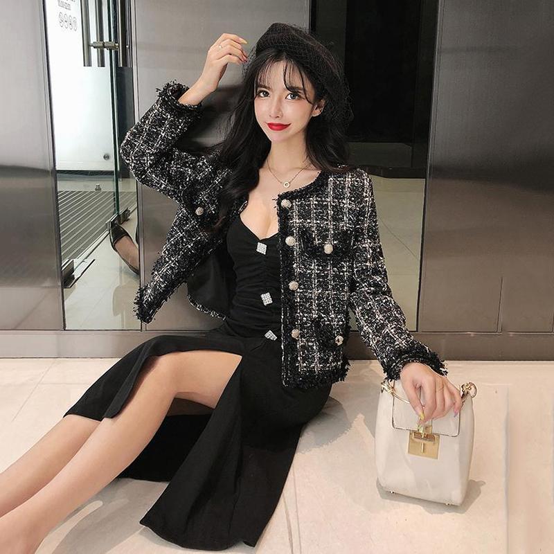 Temperament Short Coat Women's Spring and Autumn All-match Ladies Temperament Long-sleeved Round Neck Black and White Stitching Color