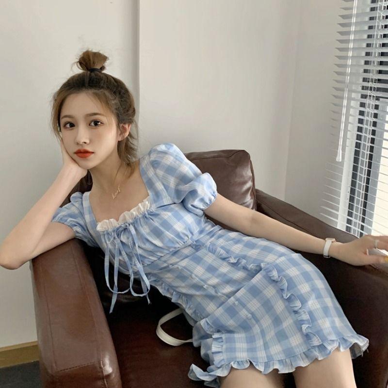Female Spring and Summer Simple and Gentle Waist Close Show Thin Bubble Sleeve Lattice French Niche Dress