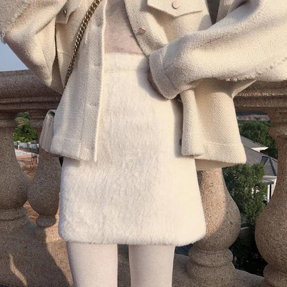 Short Skirt Half-length Skirt Female Autumn and Winter Sweet Mink Velvet Student Korean A-line Skirt All-match Small Tall Waist Bag Hip Skirt