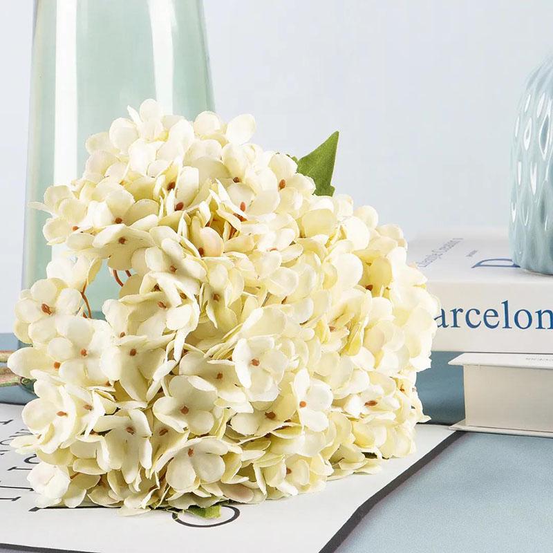 Hydrangea Simulation Flowers Fake Flowers Holding Flowers Living Room Arrangements Coffee Table Decoration Home Furnishings Table Setting Flowers