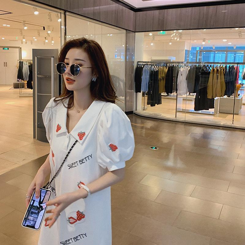 White Medium Length T-shirt Dress Slim Summer Embroidery Square Neck Bubble Short Sleeve Dress