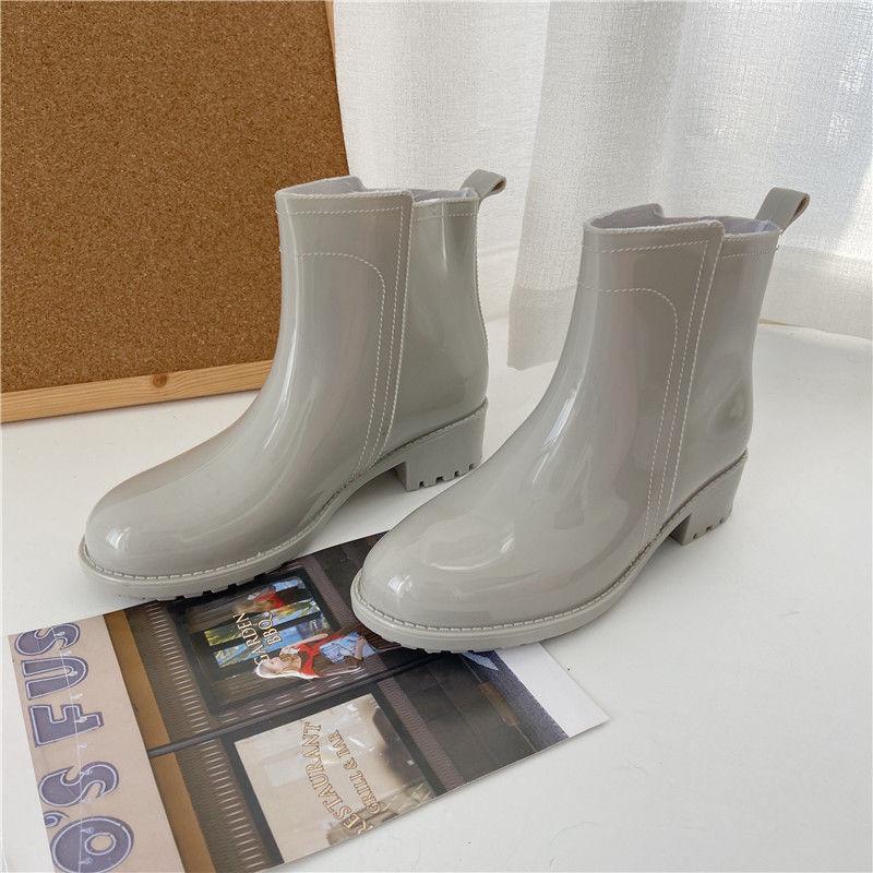Martin Rain Boots Ladies Non-slip Rain Boots Short Tube Fashion Style Outer Wear Rubber Waterproof Shoes