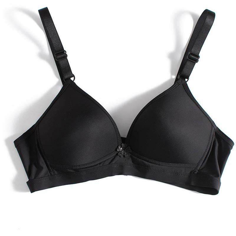 Japanese Women Thin Cup Gathered Anti-sagging Simple Solid Color Smooth Breathable Comfortable Sports Casual Style No Steel Ring Bra