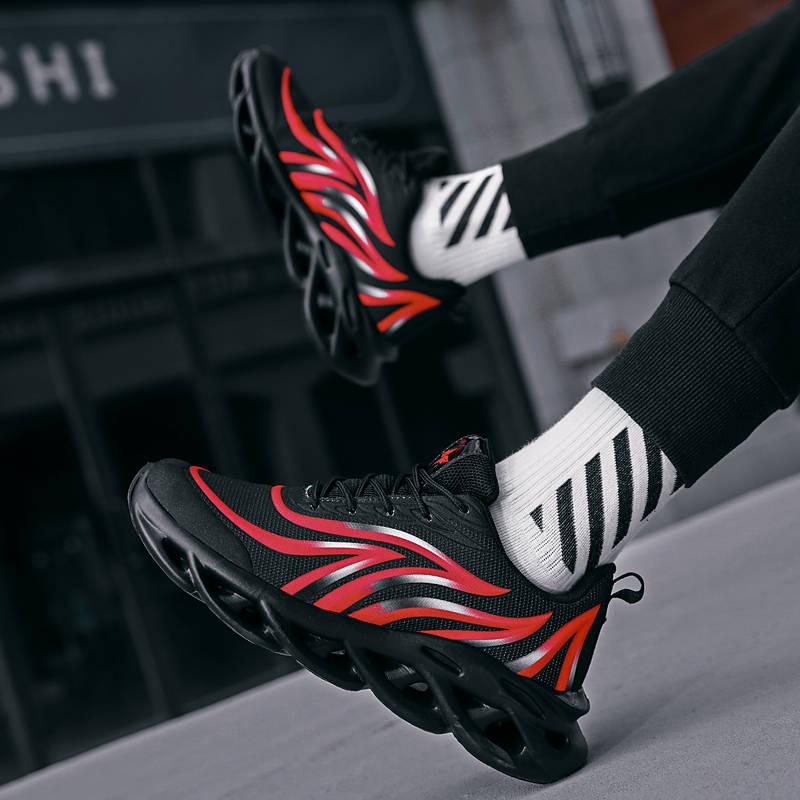 Black Blade Shoes for Men Antiskid Damping Men Athletic Training Run Sneakers Breathable Runing