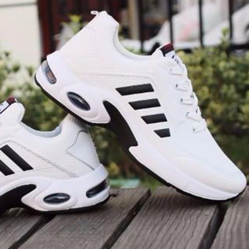 Plus Size 39-44 Men Leather Sneakers Shockproof Breathable Deodorant Running Basketball Shoes Non-slip Wear-resistant Skate Shoes