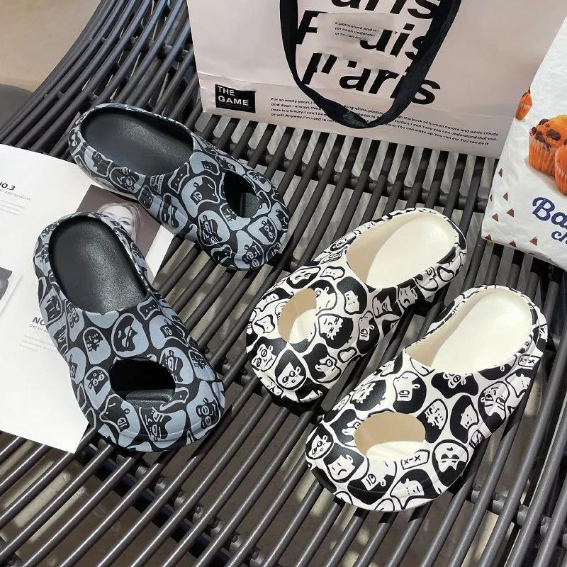 Women's Summer Outer Wear Baotou Version Slippers Flat Bottom Casual Deodorant Non-slip Light Comfortable Sandals and Slippers