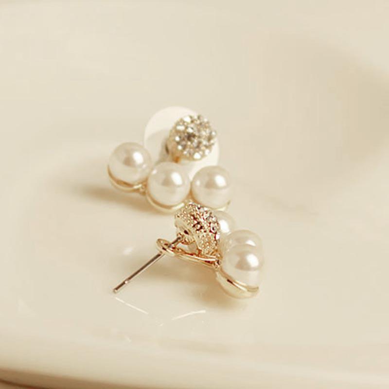 Fashion Popular Diamond Three Pearl Earrings Korean Version of The Ear Ear Ear Jewelry