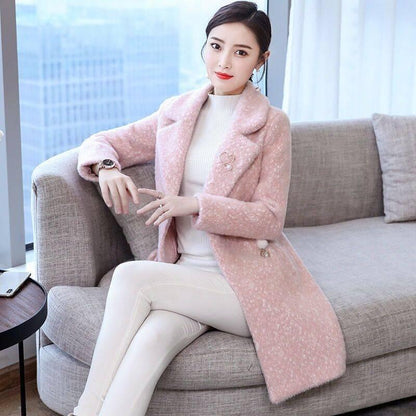 Winter Fashion and Elegant Women's Cotton-padded Jacket Temperament Queen Fan Send Pendant Thick Warm Fur Coat