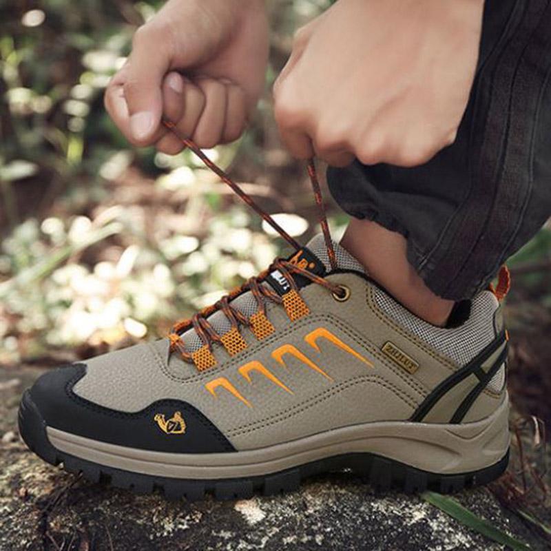 Outdoor Men's Hiking Shoes Non-slip Wear-resistant Hiking Hiking Shoes Winter Plus Velvet Warm and Waterproof Camping Travel