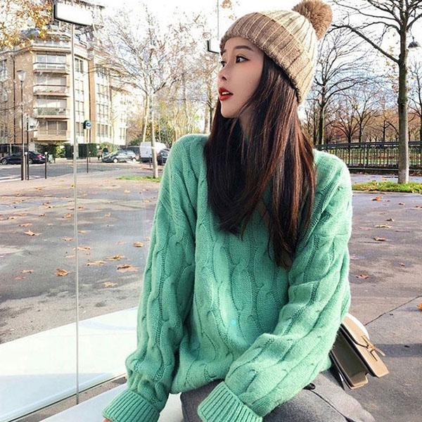 Autumn and Winter Round Neck Twist Pullover Short Loose Student Bottoming Sweater Wild Thick Sweater Women