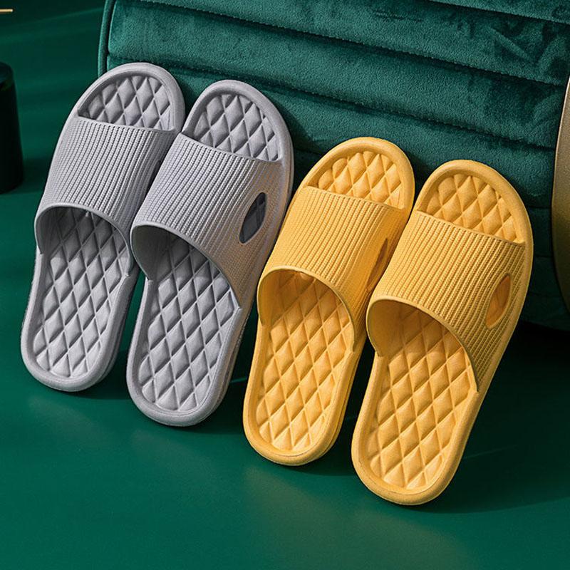 Slippers Men's Home Summer Indoor Home Home Bathing Bathroom Non-slip Mute Soft Bottom Sandals