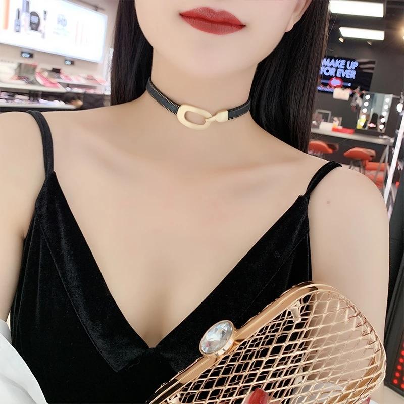 Korean Choker Collar Necklace Female Neck Chain Leather Necklace Clavicle Black Neck Chain Short Neck Strap Jewelry Neck Ring Choker Necklaces