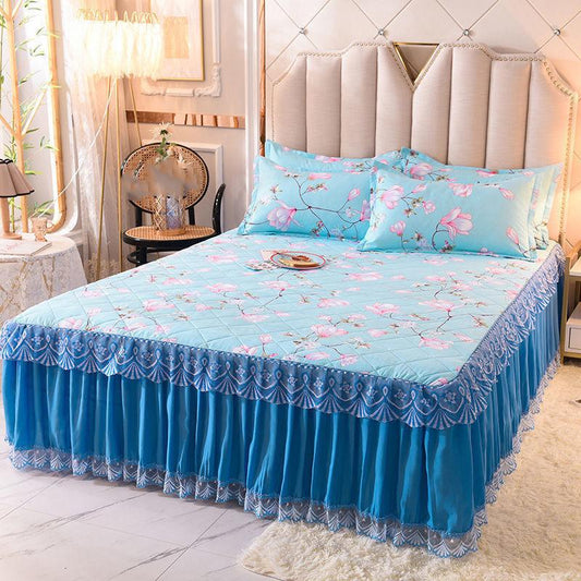Skin-friendly Bed Skirt Three-piece Bedding Bed Skirt-style Bedspread Sheets Non-slip and Dust-proof Bed Sheet Protective Cover