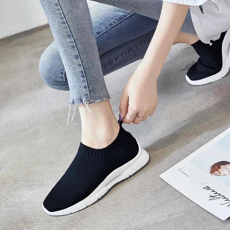 A Pedal Casual Women's Shoes Lazy Shoes Flying Woven Socks Shoes, Breathable Sneakers Women's Mother Shoes Breathable Net Shoes Coconut Shoes