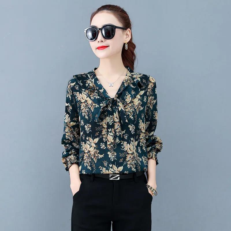 Women's Spring and Autumn Long Sleeve Chiffon Shirt Loose Floral Top