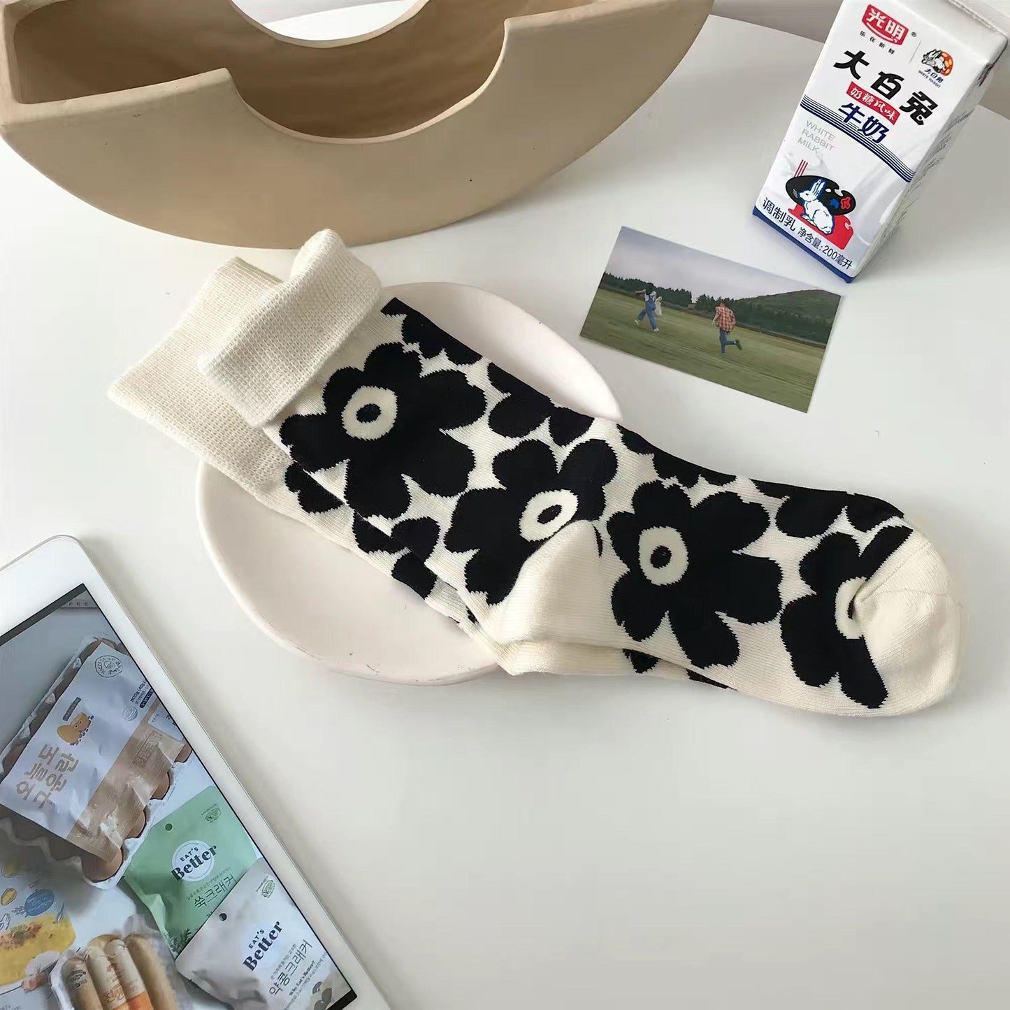 Winter Cotton Socks Korean Retro Flower Embroidered Socks Women's All-match Socks