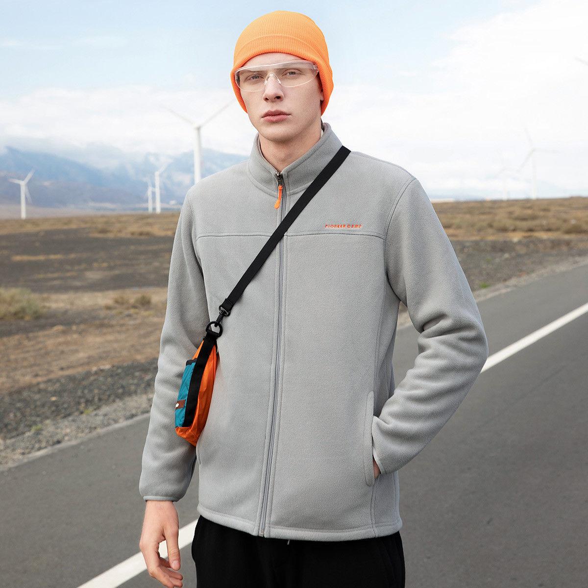 Men's Autumn and Winter Clothing Plus Fleece Jacket Stand Collar Coat Cardigan Thickening Outdoor Clothing Fleece