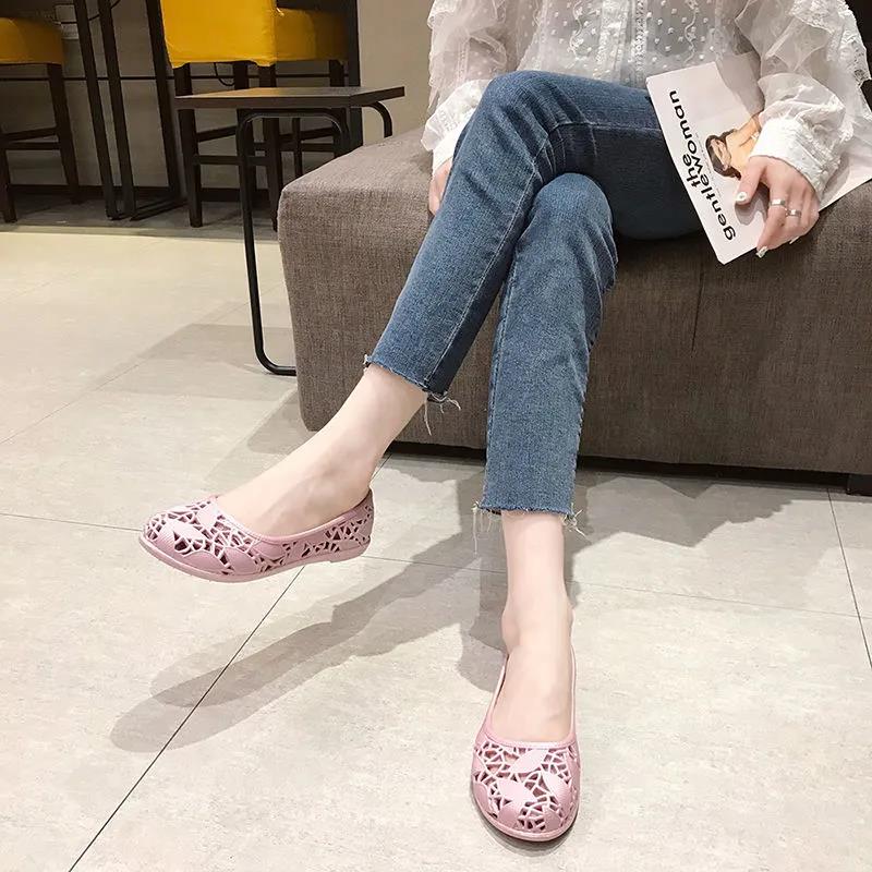Plastic Sandals Female Summer White Non-slip Flat Bottom Pregnant Mother Shoes Comfortable Hollow Hole Nurse Shoes