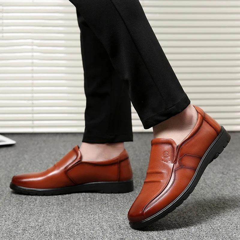 Men's Leather Shoes Middle-aged Men's Shoes Spring and Autumn Leather Business Casual Breathable Soft Sole Middle-aged Dad Shoes