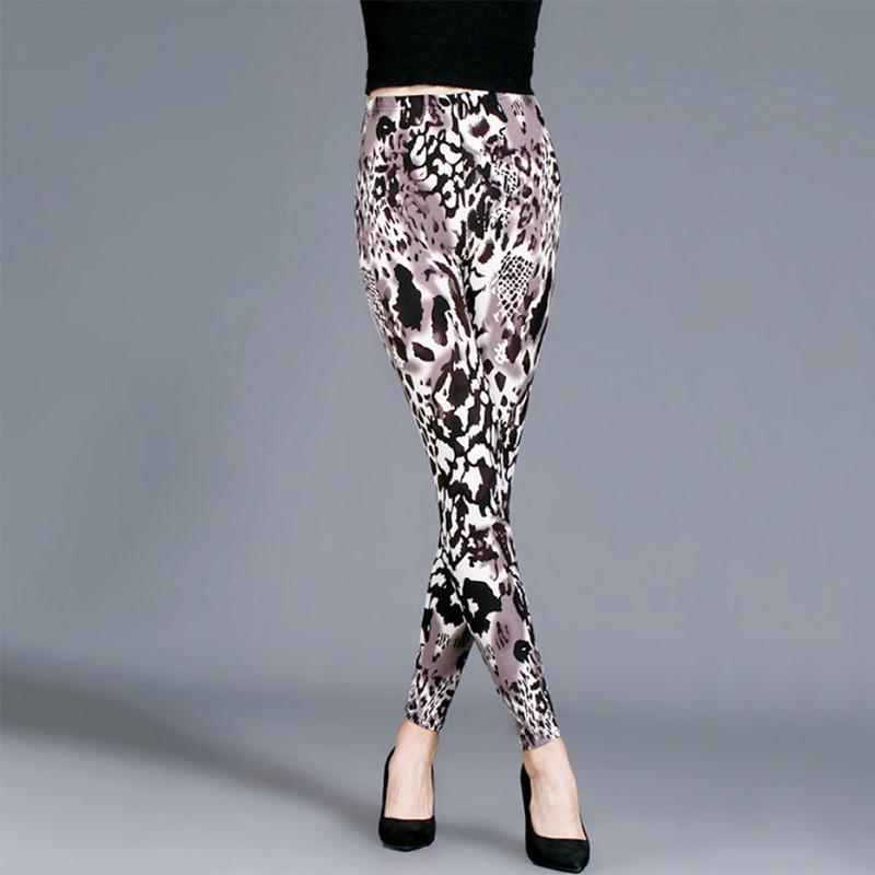 Thin Section Slimming Yoga Casual Leopard Print Slim Sports Elastic Pants Large Size Nine Points Leggings Women's Outer Wear