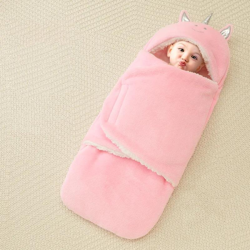 Baby Products Bag Is Held By Newborn In Autumn, Winter and Spring. It Is Thickened. Go Out Swaddling Towel Baby Sleeping Bag Is Warm and Anti Startle