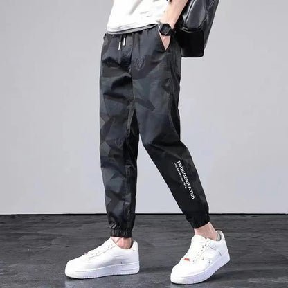 Summer Men's Thin Loose Loose Wild Casual Pants Trend Harem Pants Camouflage Nine-point Overalls