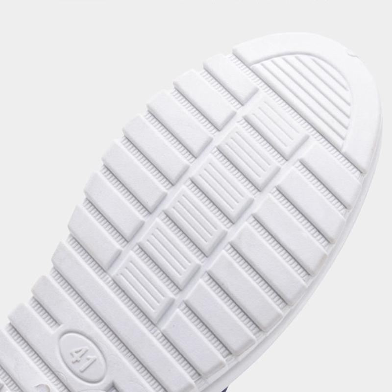 Old Beijing Cloth Shoes Men's Breathable Casual Shoes Dad Shoes Spring Soft Bottom Deodorant New One-legged Lazy Canvas Shoes