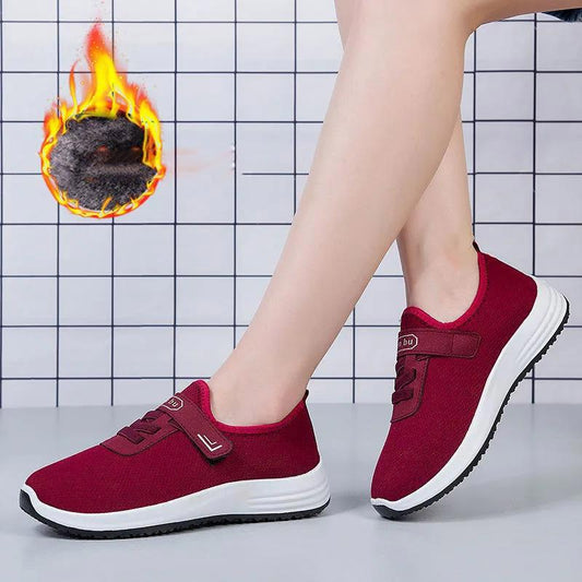 Women Autumn and Winter Walking Shoes Women's Fleece Flat Shoes Non-slip Soft Bottom Mother Shoes Cloth Shoes