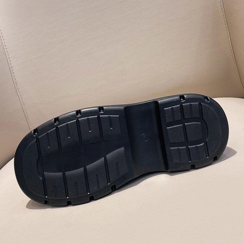 Autumn and Winter Leather Sponge Cake Thick-soled Martin Boots Thin Plush Boots Heightening Short Velvet Boots All-match