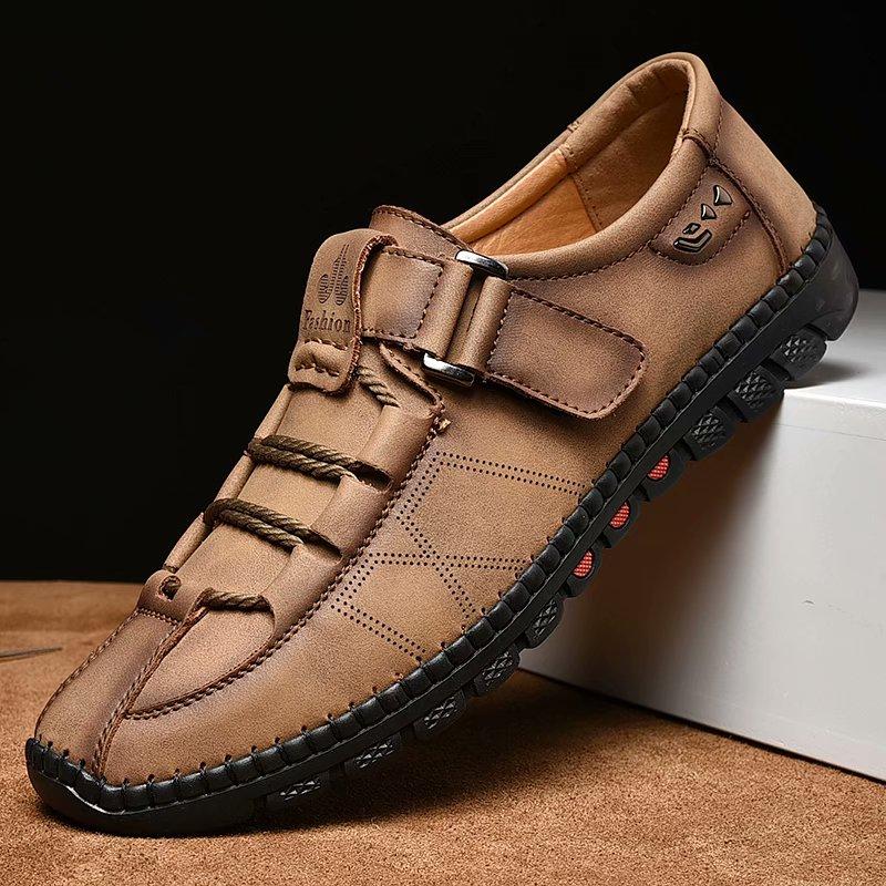 Comfortable Casual Leather Men Shoes Waterproof Split Leather Non-slip Men Shoes Flats Moccasins