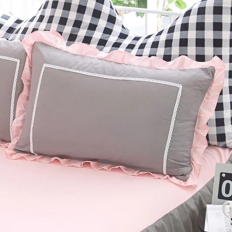 A Pair of Solid Color Lace Pillowcases for Student Dormitory Brushed Princess Style Pink Ruffled Pillowcases