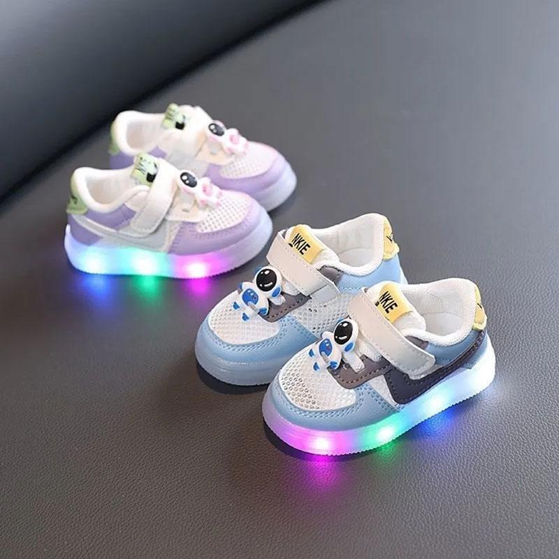 Light Shoes Summer Boys' Shoes Girls' Board Shoes Soft Soled Baby Walking Shoes Breathable Sports Mesh Shoes 1-3 Years Old