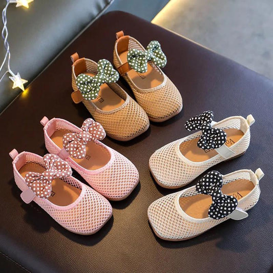Children's Light Shoes In Summer Girl's Soft Sole Bow Decoration Princess Shoes Anti-slip Hollow Out Casual Flat Shoes