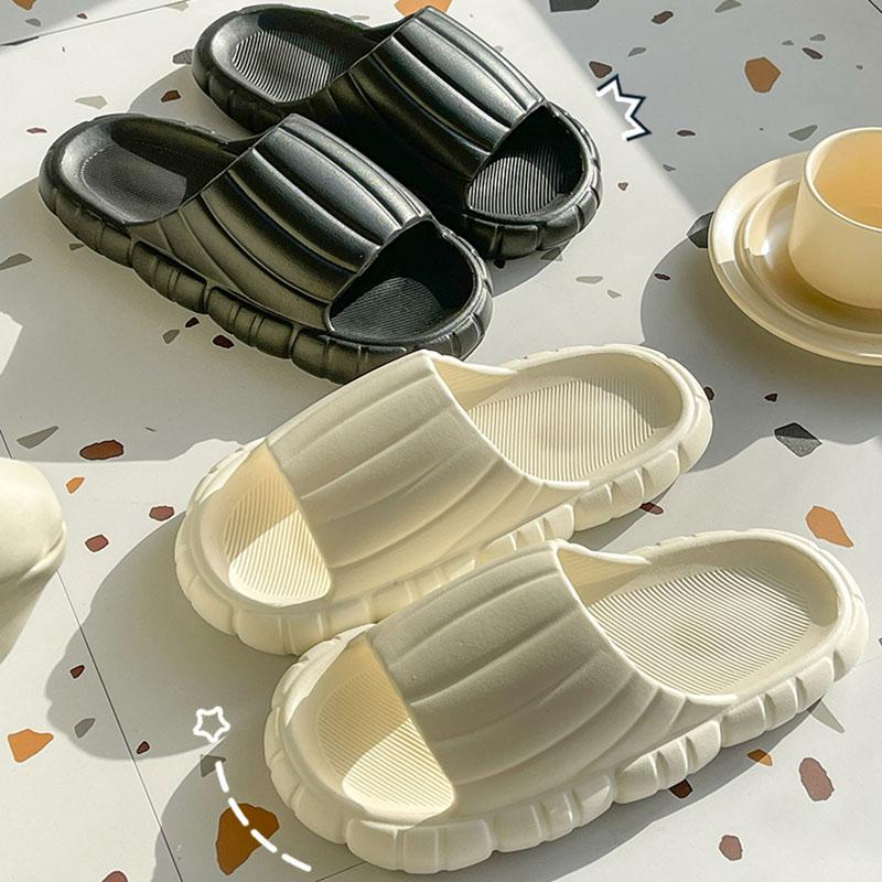 Couple Slippers Summer Solid Color Outdoor Shoes Soft Lightweight Slippers Indoor Bathroom Non-Slip Slippers Thick Sole Slippers Unisex