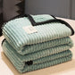 Blanket Thick Coral Fleece Blanket Winter Blanket Quilt Flannel Warm Sheets Office Nap Blanket Bedspread Blanket Floral Modern Blanket for Couch