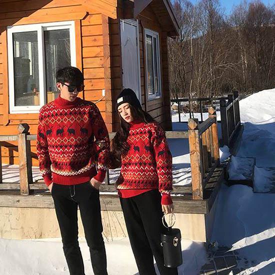 Couple Sweater Winter ChristmasTheme  2 Colors Elk Print O-neck Loose Retro Unisex Pullover