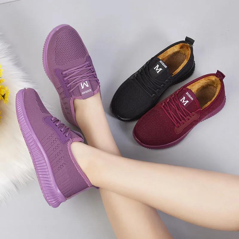 Cotton Shoes Women's Winter Plus Velvet Old Beijing Warm and Comfortable Cotton Boots Non-slip Soft-soled Snow Boots Flat Thick