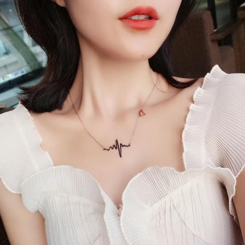 ECG Necklace Titanium Steel Clavicle Chain Pendant Necklace Send Friend Jewelry Personalized Ornaments Chain Necklaces Rose Gold  Choker