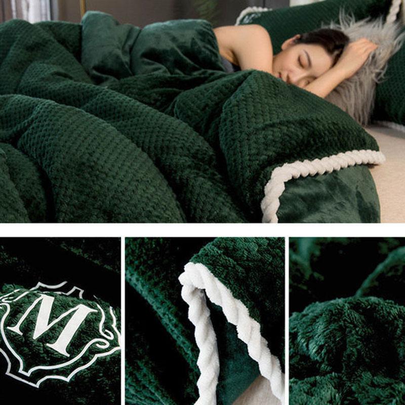 Double-layer Multifunctional Blanket Quilt Cover Thick Warm Fleece Blanket Coral Flannel Sofa Bedroom Nap Leisure Cover Blanket