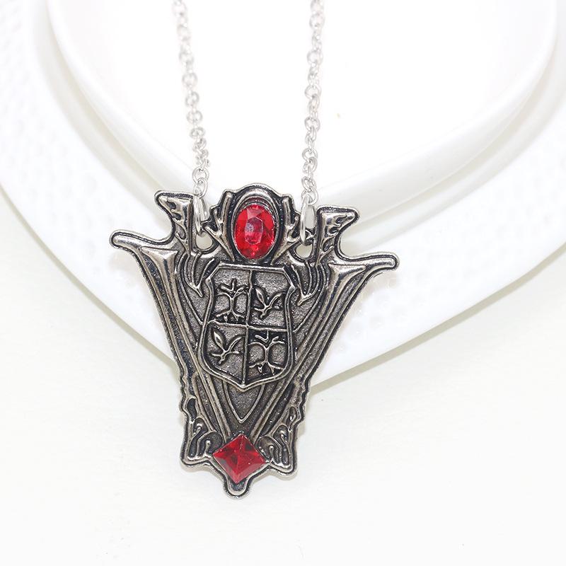 States Film and Television Twilight New Moon Crest Tower Clock Necklace Moon Crest Volt