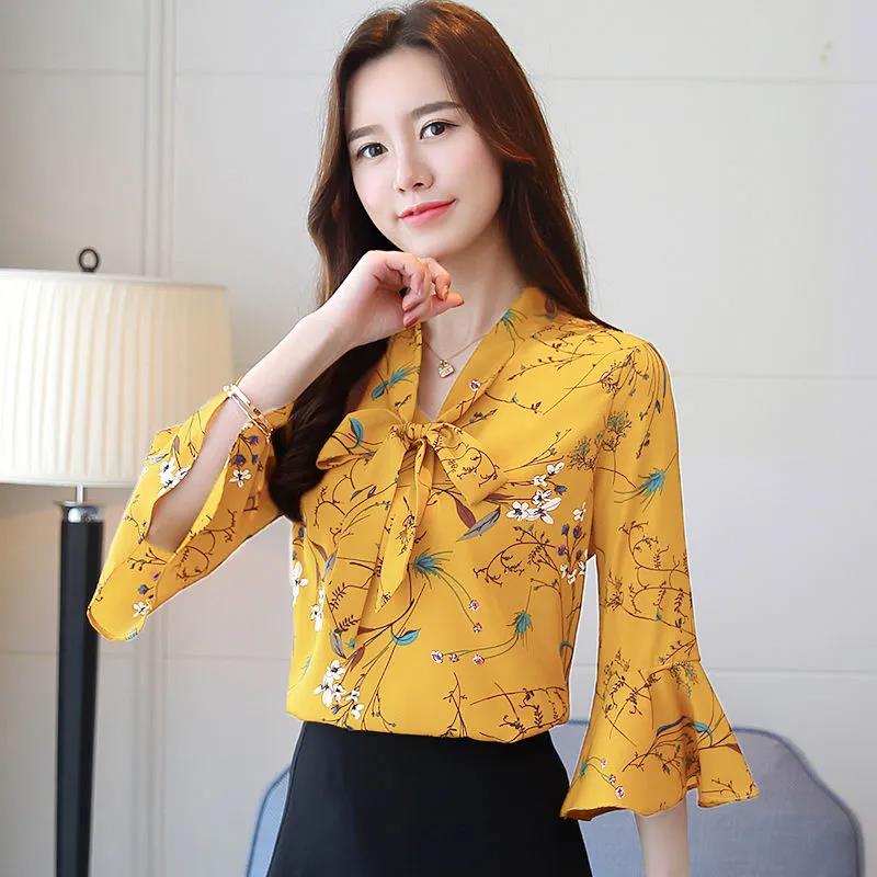 Women's Summer Chiffon Lace Shirt Short Sleeve Round Neck Loose Print Bell Sleeve Top