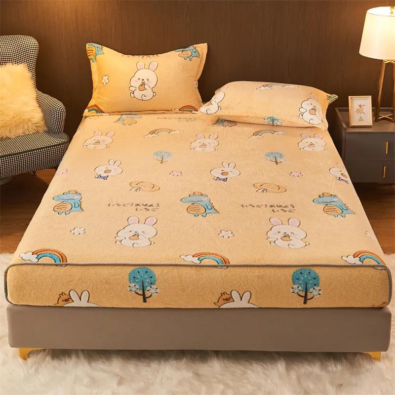 Thick Coral Fleece Bed Sheet Three-piece Bed Cover Pillowcase Plus Fleece Bed Set