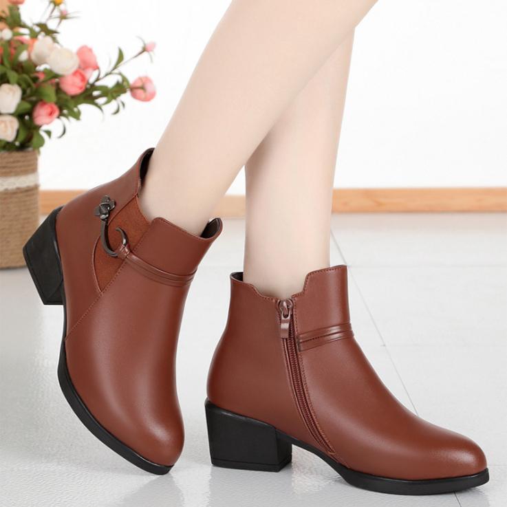 Winter Warm and Velvet Cotton Boots Middle-aged and Elderly Women's Boots Flat Non-slip Large Size Short Boots